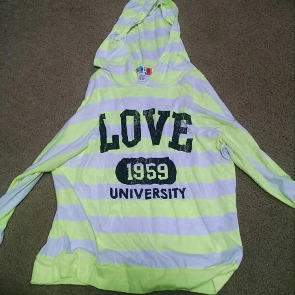Light Pullover Shirt